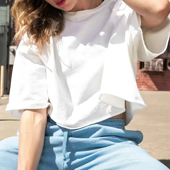 Short T-shirt